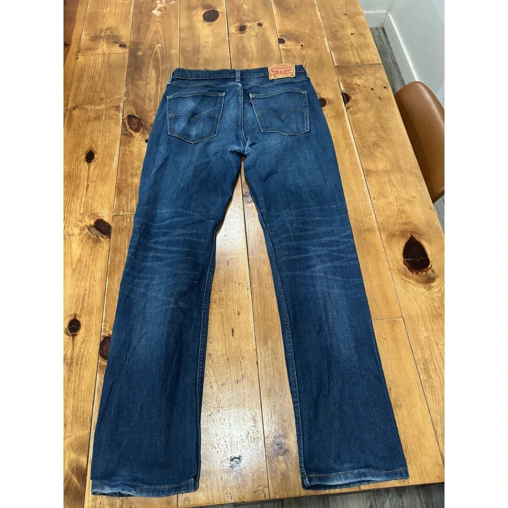 Levi's 514 Men's Straight Fit Jeans Size W32 L32 Medium Wash Blue Denim